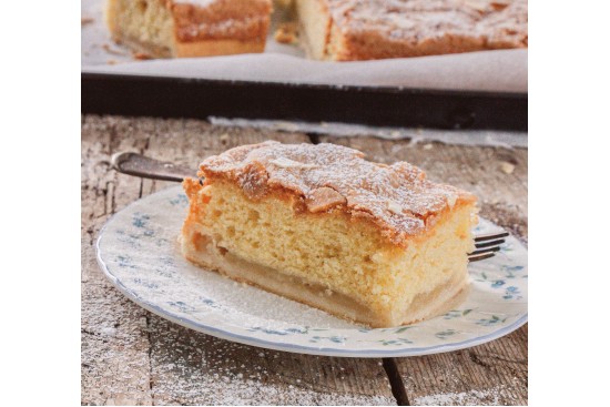 Apple Bakewell Slice €2.95